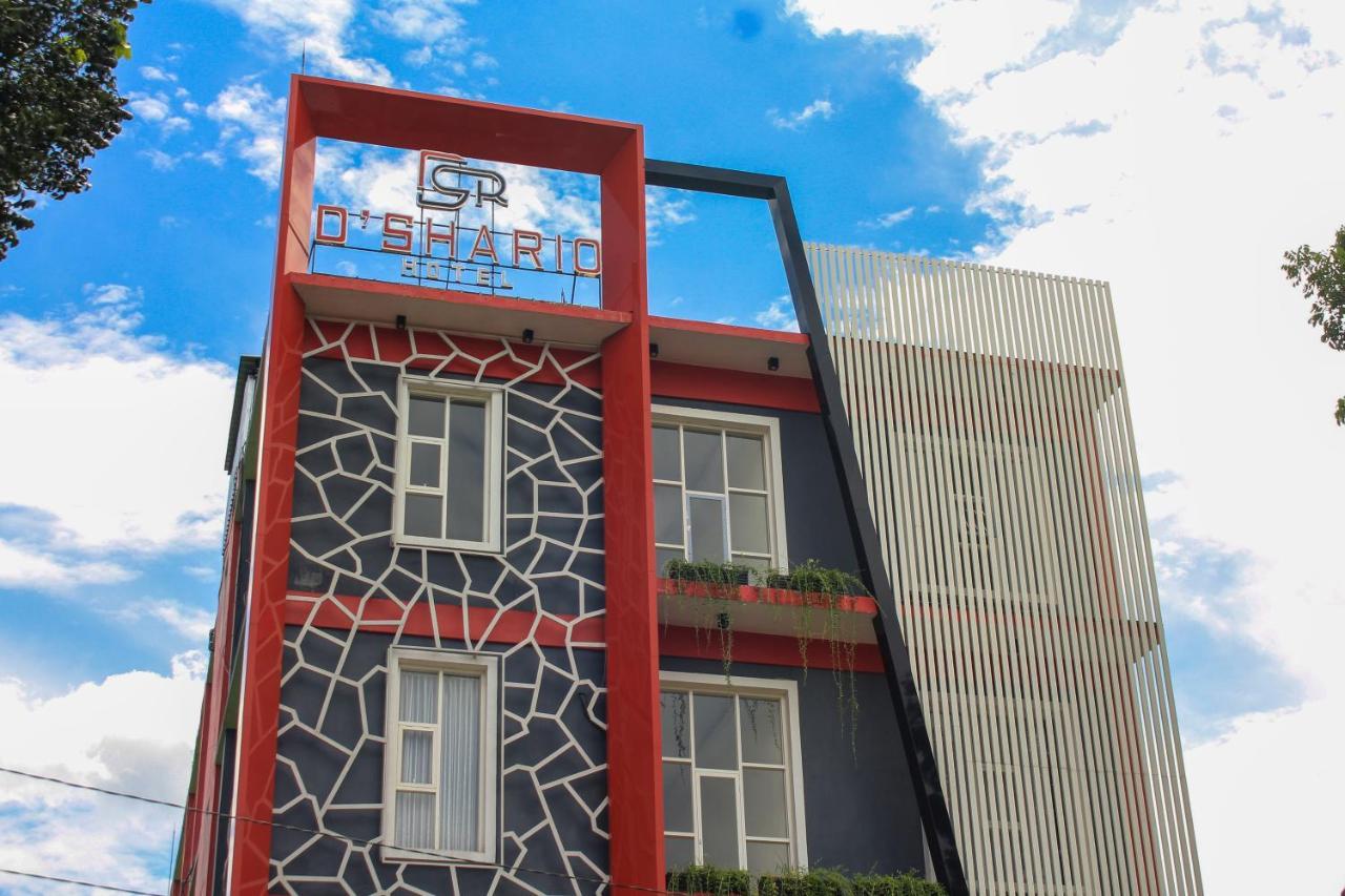 D'Shario Hotel Kepanjen Malang Exteriér fotografie