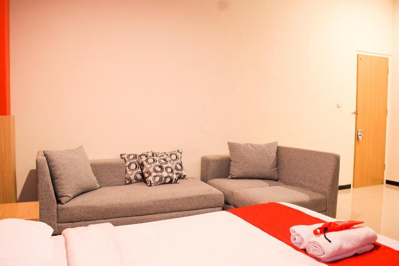 D'Shario Hotel Kepanjen Malang Exteriér fotografie